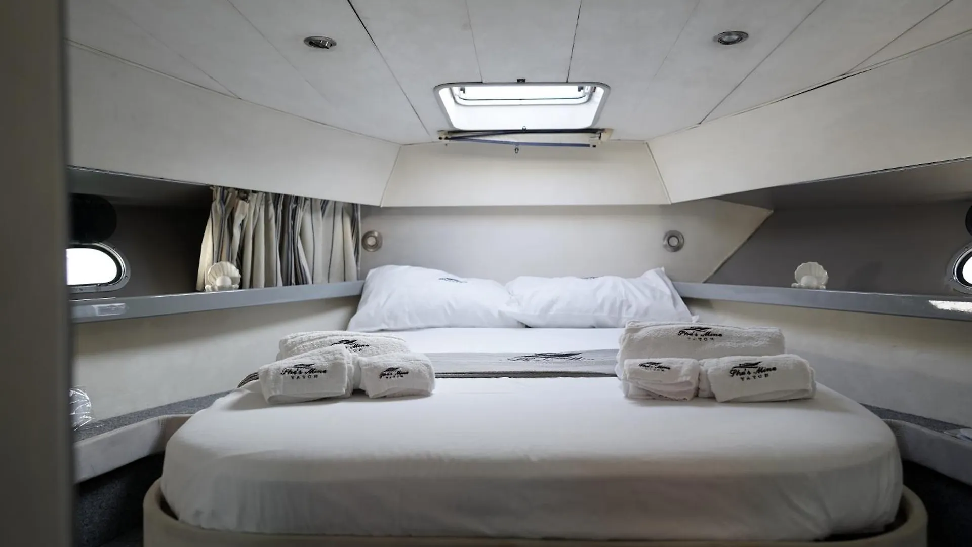 Hotel She'S Mine Yacht Katánie