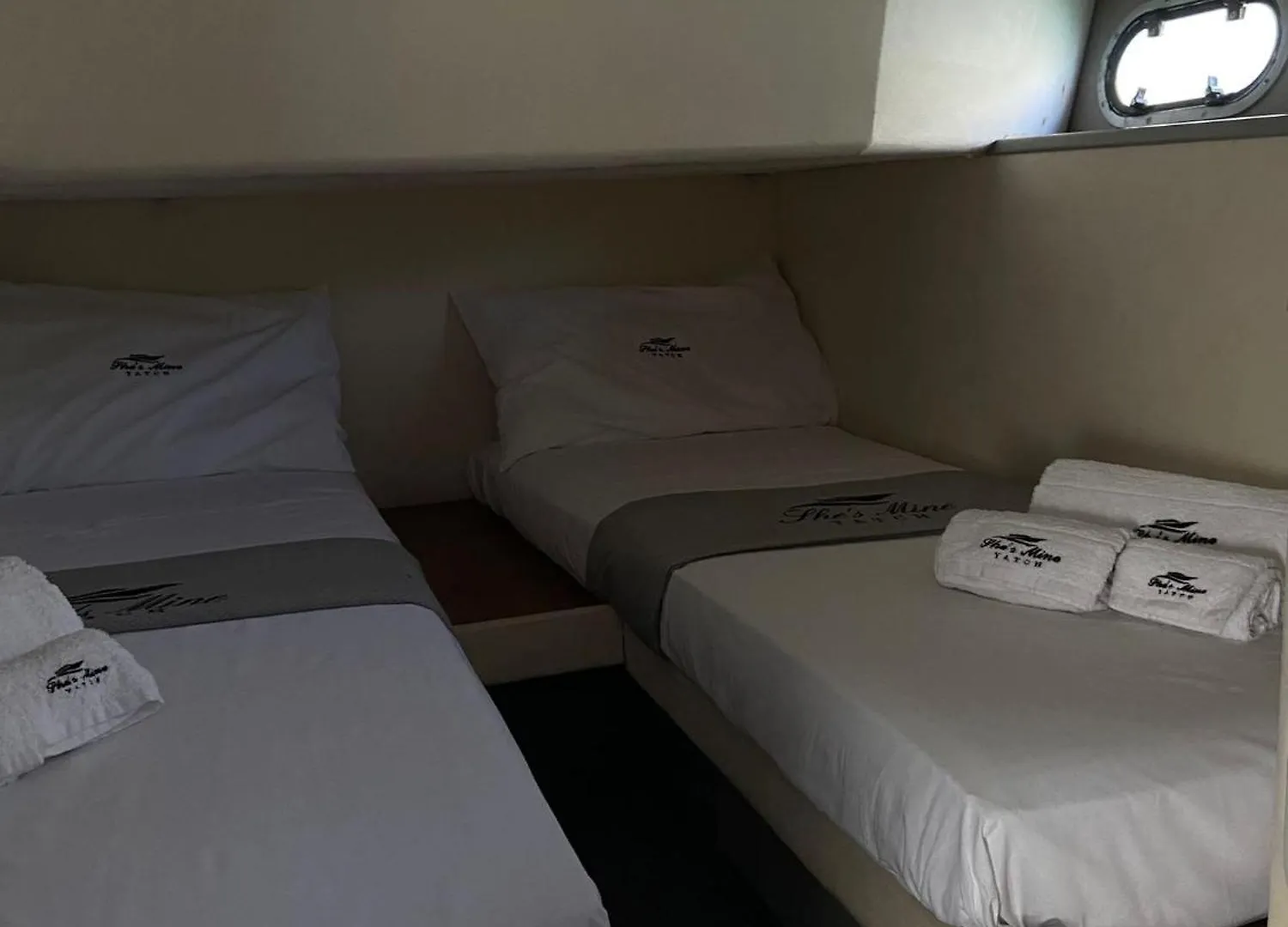 Hotel She'S Mine Yacht Katania