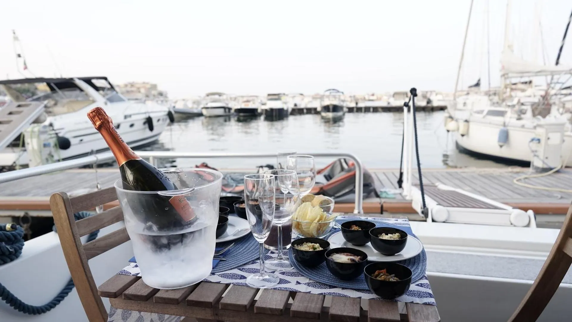 She'S Mine Yacht Hotel Catania Italy